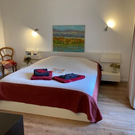 Les Chambres De Mont St Sebastien Soignolles-en-Brie Exterior foto